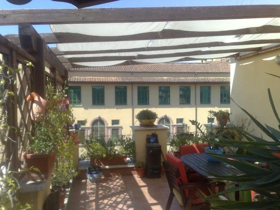 Laura's Brother - Close To St. John's Basilica Appartement